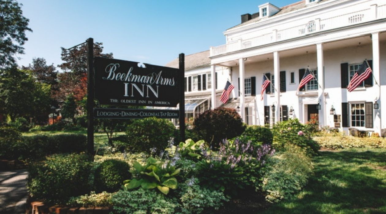 The Tavern at the Beekman Arms in Rhinebeck exterior view